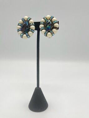 Vintage Signed Hobé Dichroic Art Glass Pearl Clip On Earrings